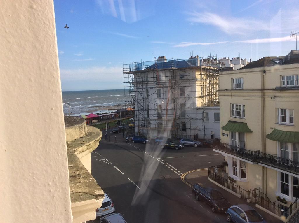 Sterling Lodge Hotel Eastbourne Room photo